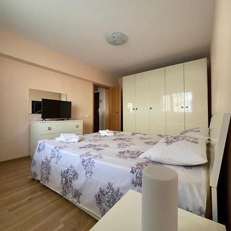 ブラショフCerna Apartamentアパートメント エクステリア 写真